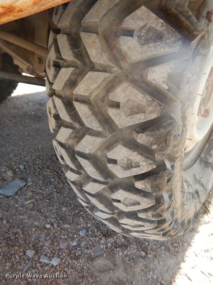 image for item DJ5778 Suzuki V-DD51T  mini truck