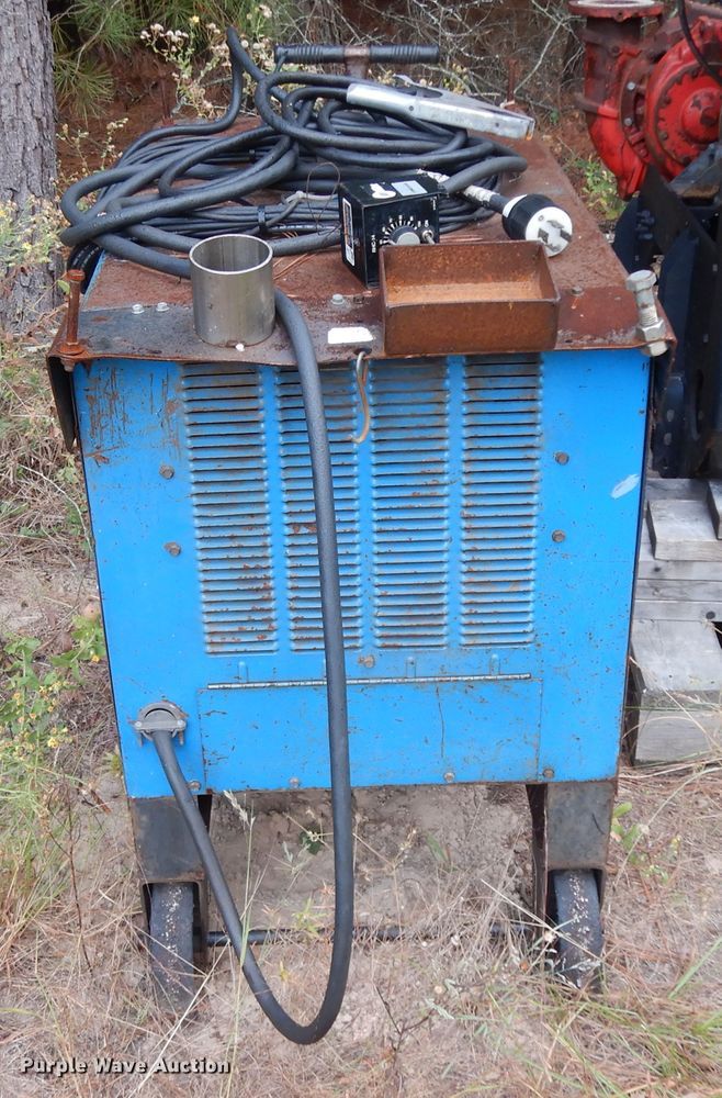 image for item DJ6652 (4) Miller welders