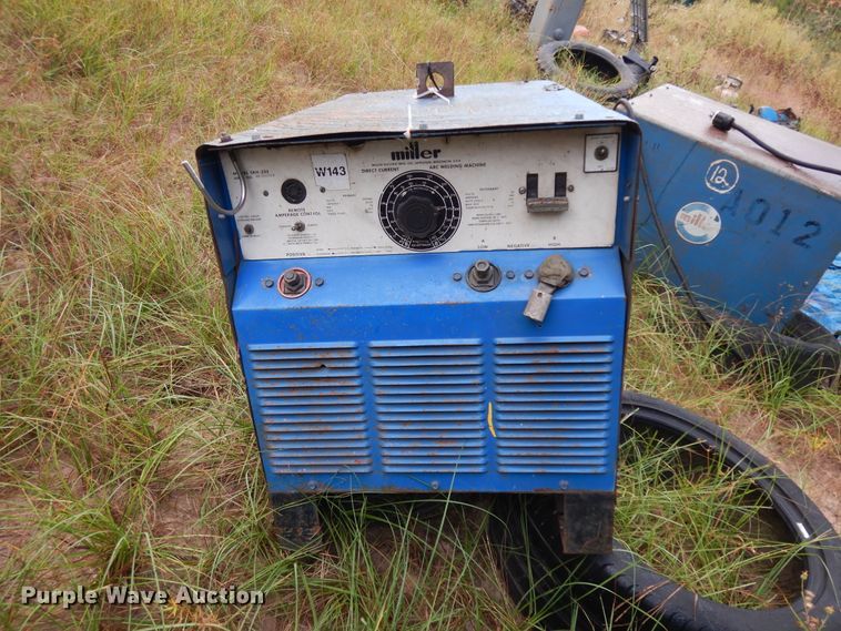 image for item DJ6652 (4) Miller welders