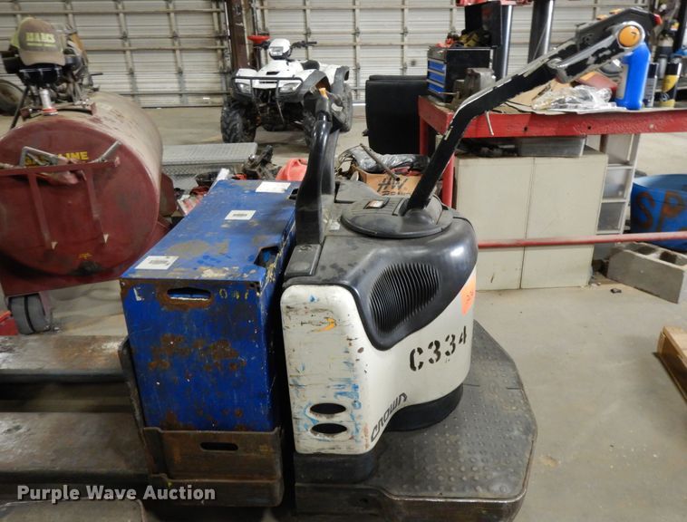 image for item DJ6653 (5) Crown pallet jacks