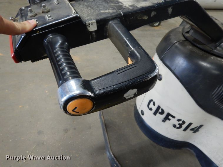 image for item DJ6653 (5) Crown pallet jacks