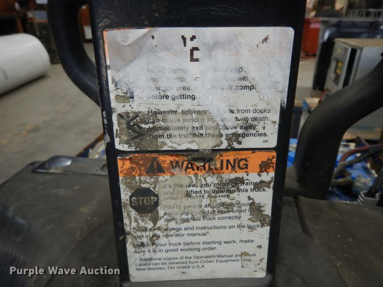 image for item DJ6653 (5) Crown pallet jacks