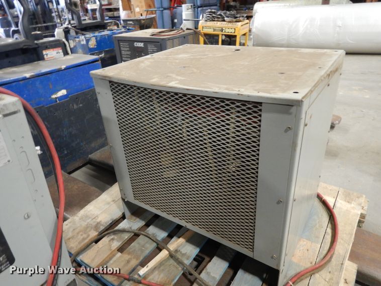 image for item DJ6653 (5) Crown pallet jacks