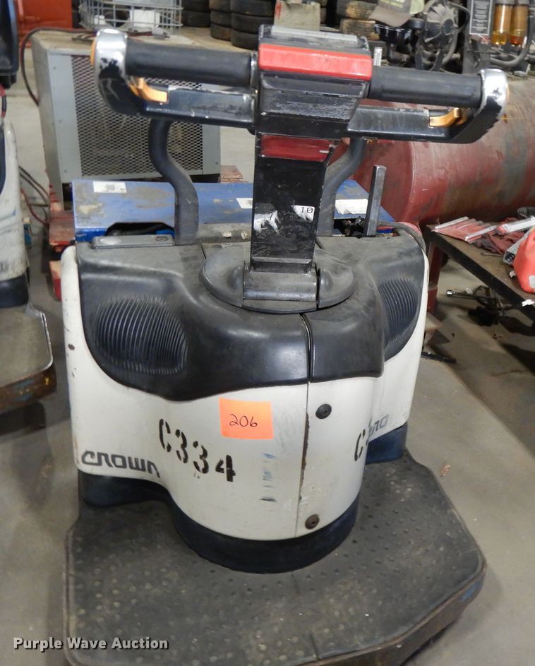 image for item DJ6653 (5) Crown pallet jacks