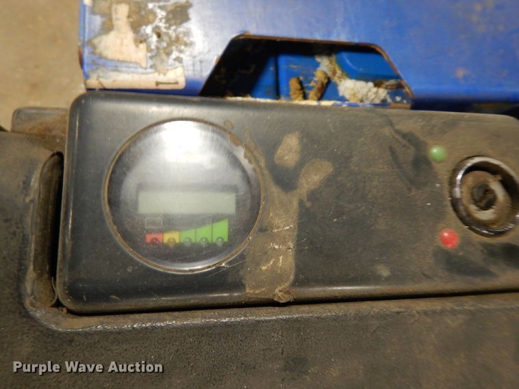 image for item DJ6653 (5) Crown pallet jacks