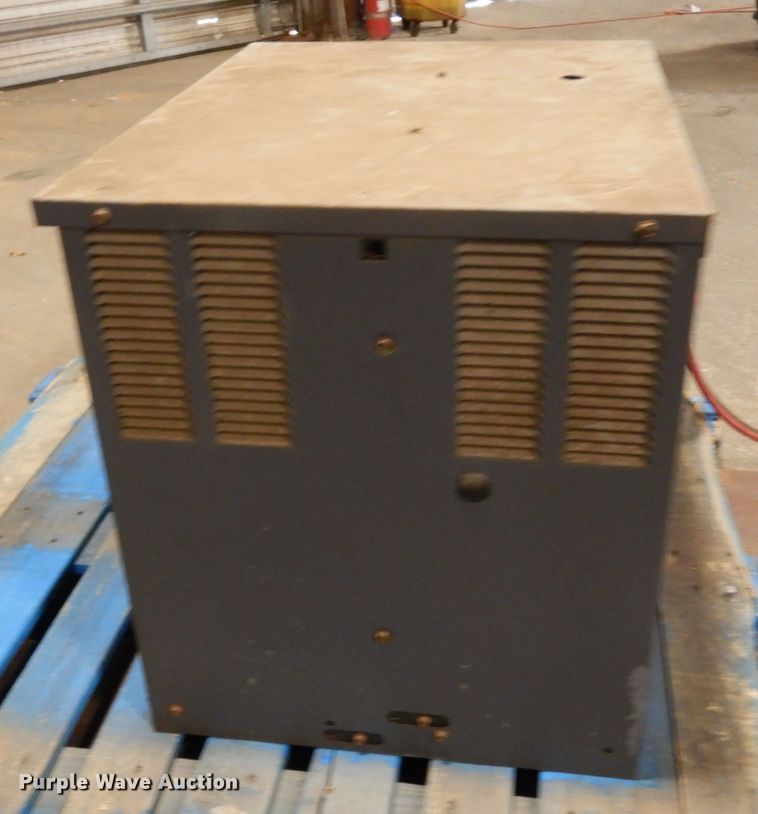 image for item DJ6653 (5) Crown pallet jacks