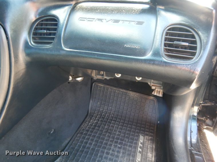 image for item DJ6654 2001 Chevrolet Corvette