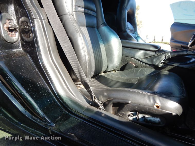 image for item DJ6654 2001 Chevrolet Corvette