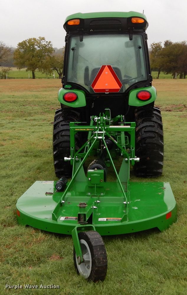 image for item DJ6661 2020 John Deere 3039R  tractor