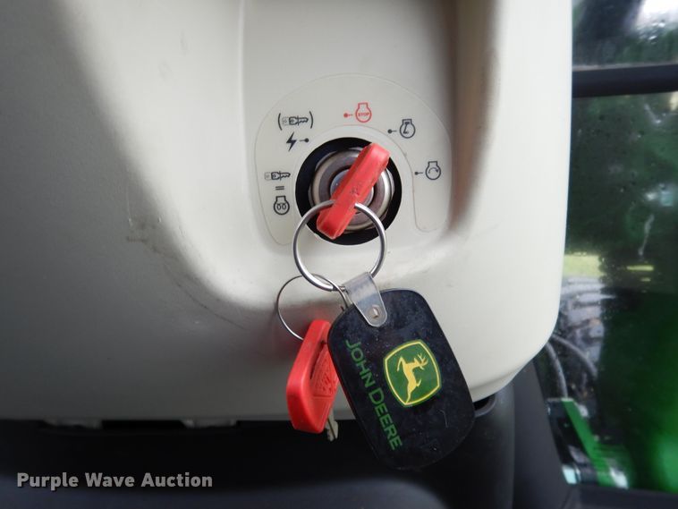 image for item DJ6661 2020 John Deere 3039R  tractor