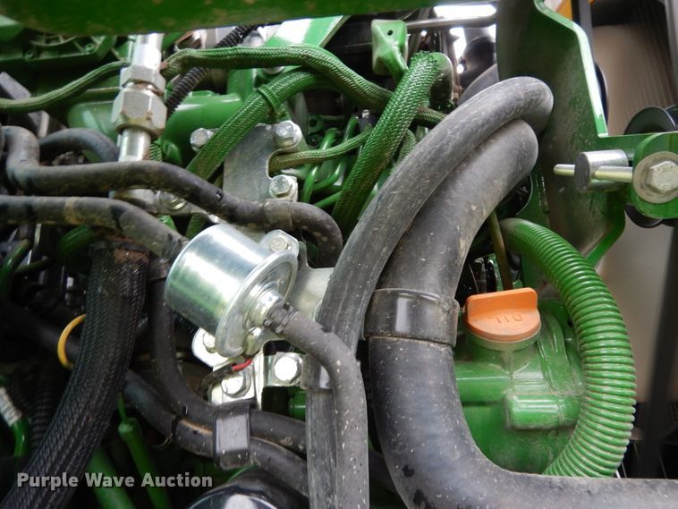 image for item DJ6661 2020 John Deere 3039R  tractor