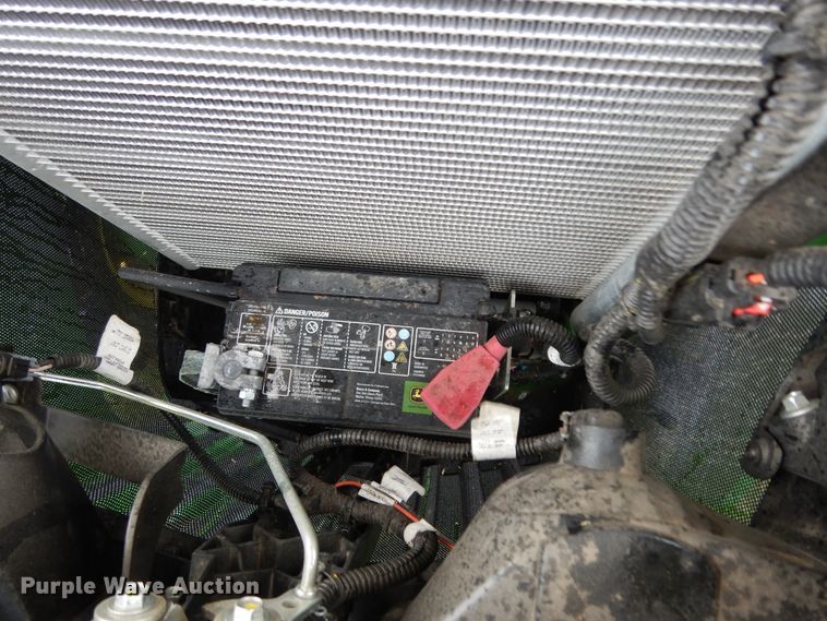 image for item DJ6661 2020 John Deere 3039R  tractor