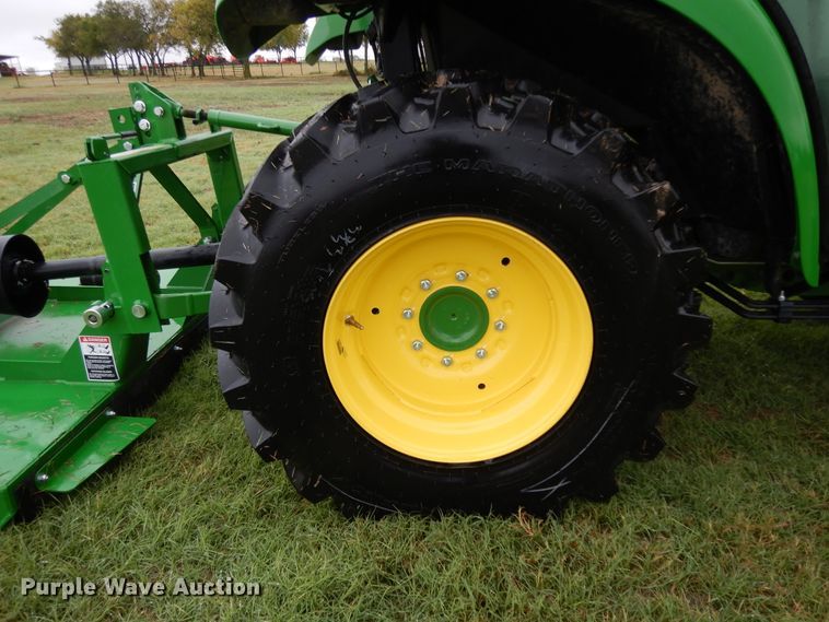 image for item DJ6661 2020 John Deere 3039R  tractor