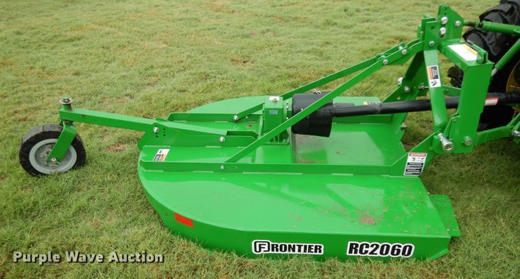image for item DJ6661 2020 John Deere 3039R  tractor