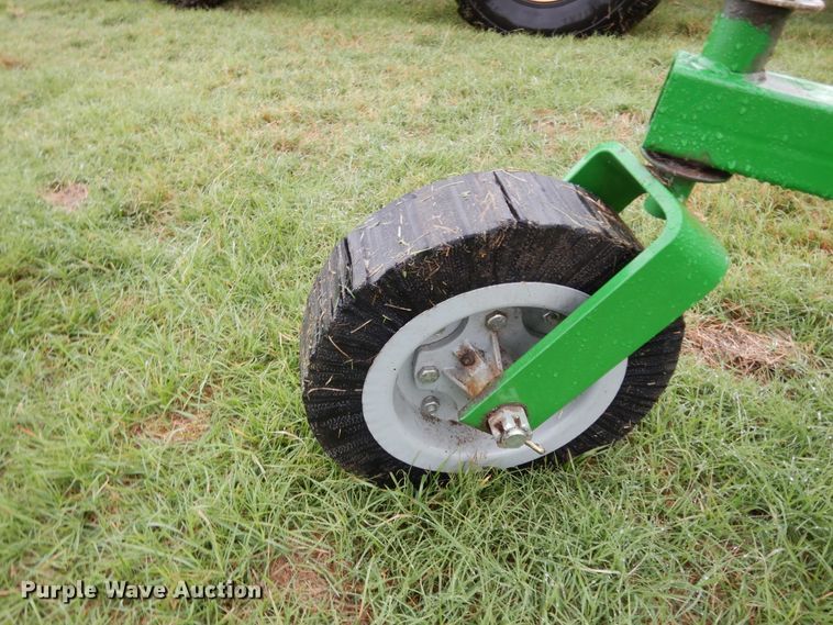 image for item DJ6661 2020 John Deere 3039R  tractor