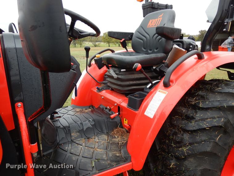 image for item DJ6662 2020 Kioti CK3510SE  tractor