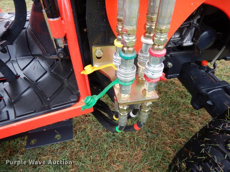 image for item DJ6662 2020 Kioti CK3510SE  tractor