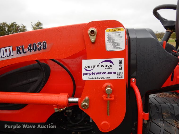 image for item DJ6662 2020 Kioti CK3510SE  tractor