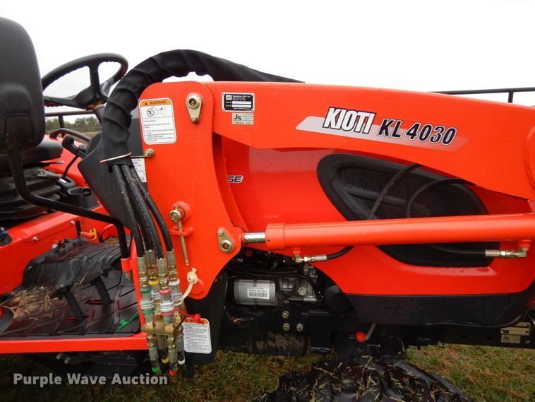 image for item DJ6662 2020 Kioti CK3510SE  tractor