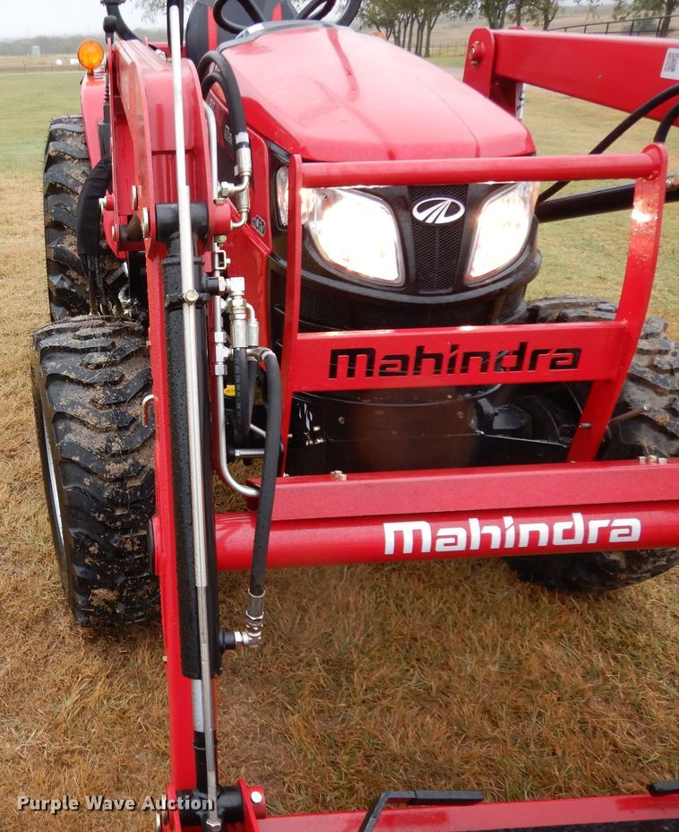image for item DJ6665 2019 Mahindra 2638  MFWD tractor