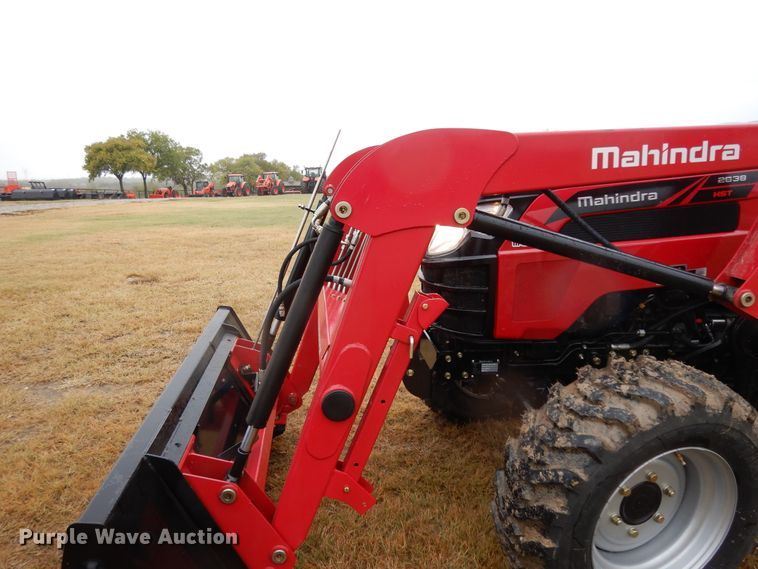 image for item DJ6665 2019 Mahindra 2638  MFWD tractor
