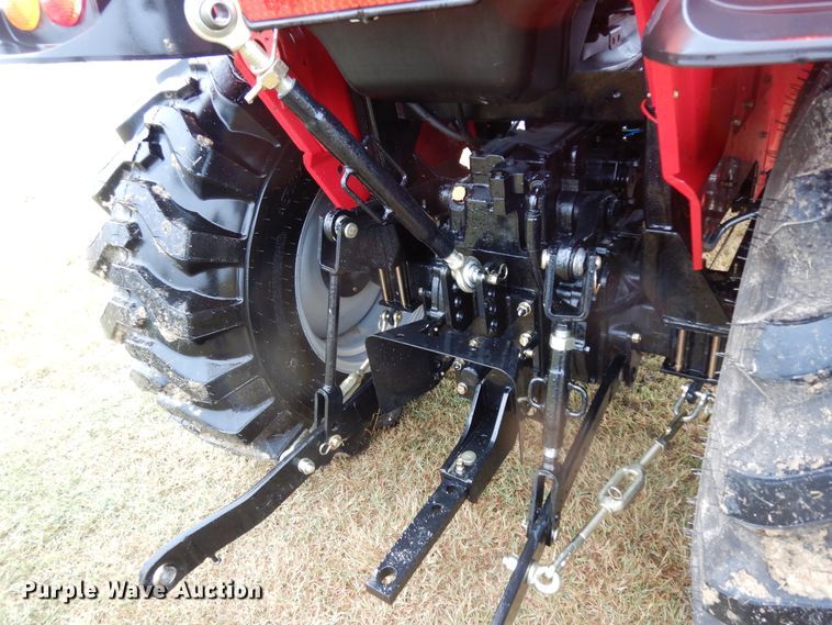 image for item DJ6665 2019 Mahindra 2638  MFWD tractor