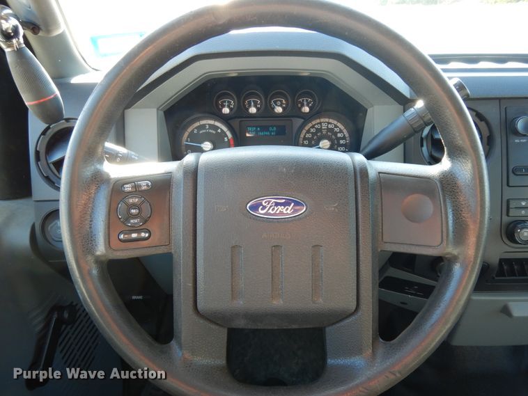 image for item DJ6677 2011 Ford F450 Super Duty  SuperCab service truck