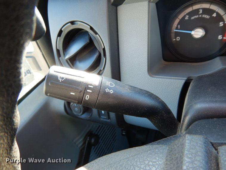 image for item DJ6677 2011 Ford F450 Super Duty  SuperCab service truck