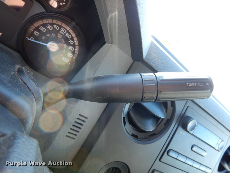 image for item DJ6677 2011 Ford F450 Super Duty  SuperCab service truck