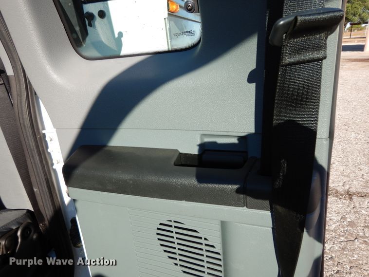 image for item DJ6677 2011 Ford F450 Super Duty  SuperCab service truck