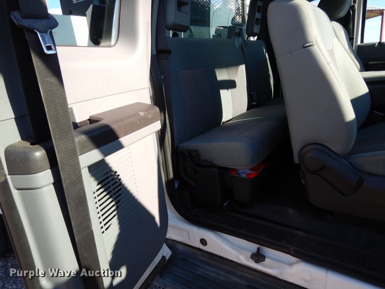image for item DJ6677 2011 Ford F450 Super Duty  SuperCab service truck
