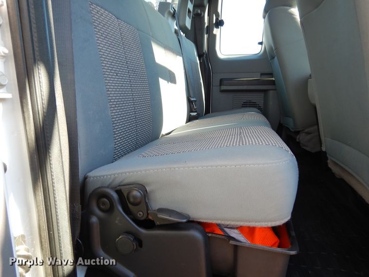 image for item DJ6677 2011 Ford F450 Super Duty  SuperCab service truck