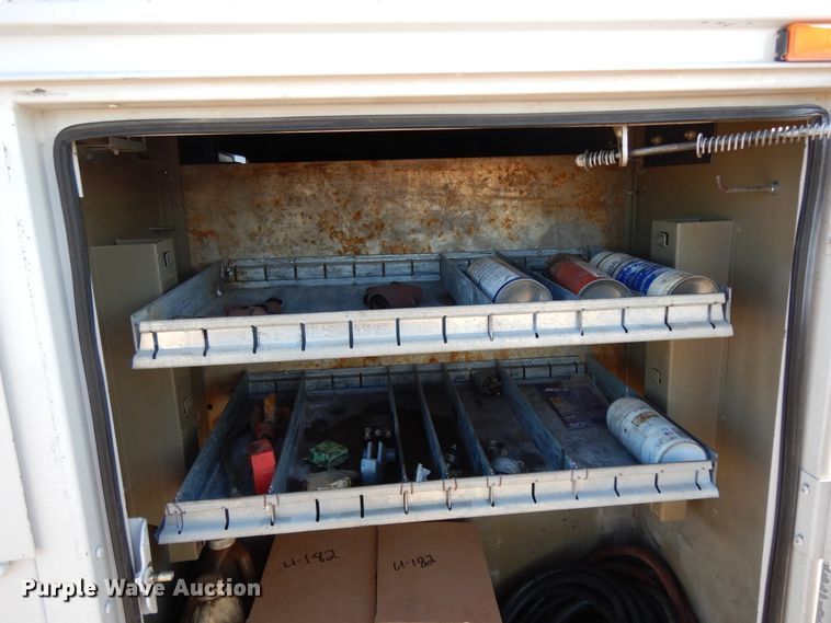 image for item DJ6677 2011 Ford F450 Super Duty  SuperCab service truck