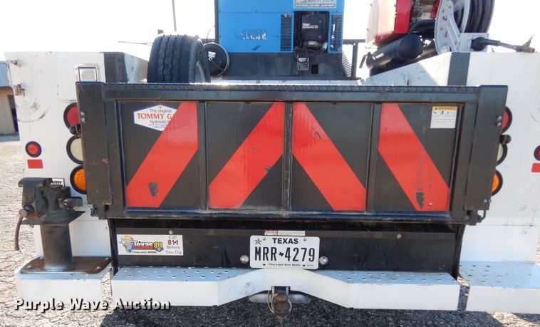 image for item DJ6677 2011 Ford F450 Super Duty  SuperCab service truck