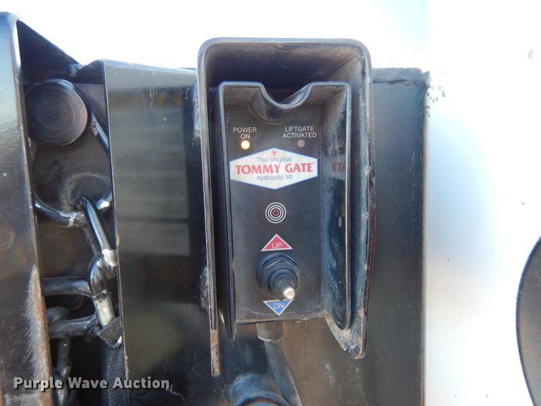 image for item DJ6677 2011 Ford F450 Super Duty  SuperCab service truck