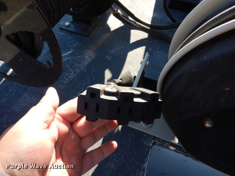 image for item DJ6677 2011 Ford F450 Super Duty  SuperCab service truck