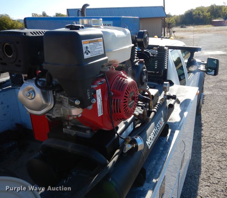 image for item DJ6677 2011 Ford F450 Super Duty  SuperCab service truck