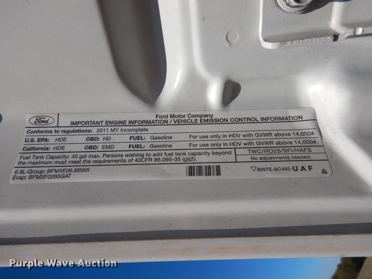 image for item DJ6677 2011 Ford F450 Super Duty  SuperCab service truck