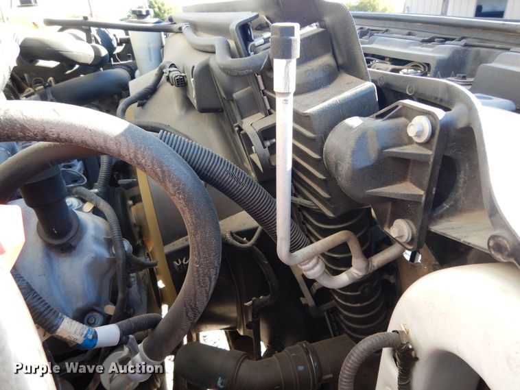 image for item DJ6677 2011 Ford F450 Super Duty  SuperCab service truck