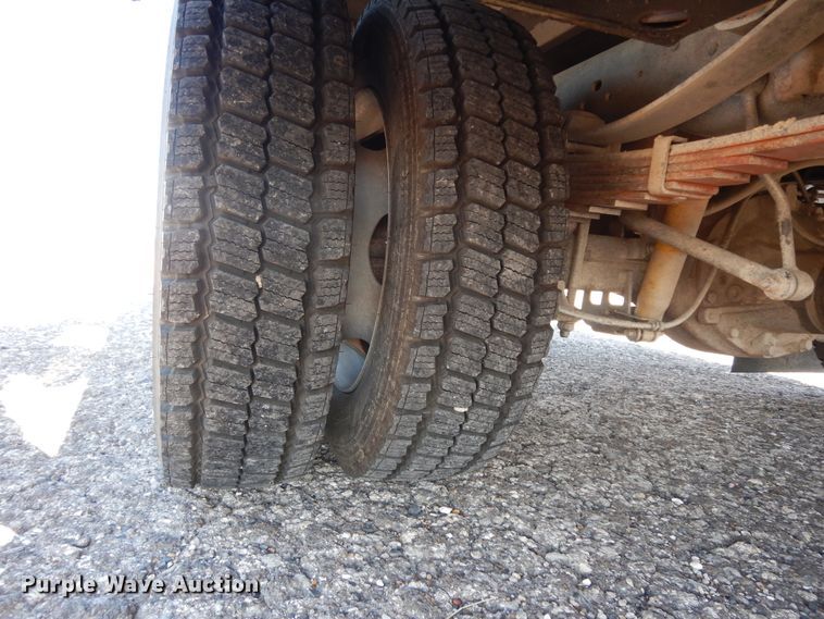 image for item DJ6677 2011 Ford F450 Super Duty  SuperCab service truck