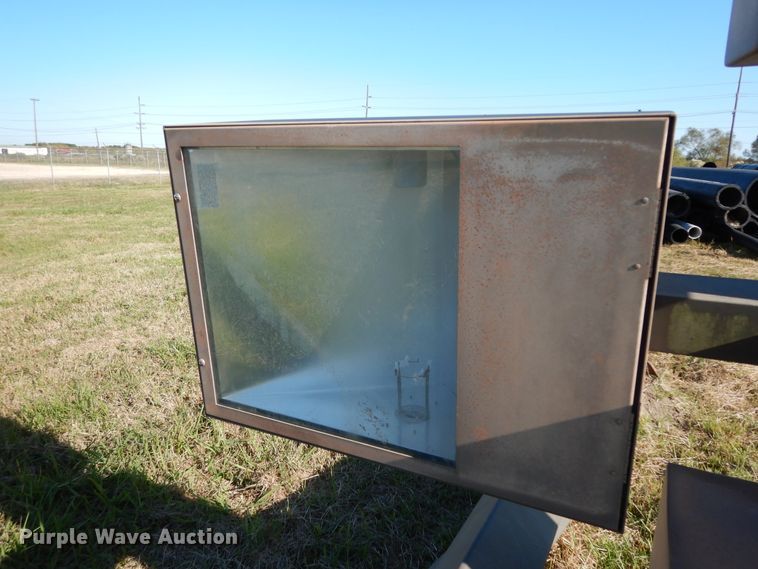 image for item DJ6697 (3) light poles