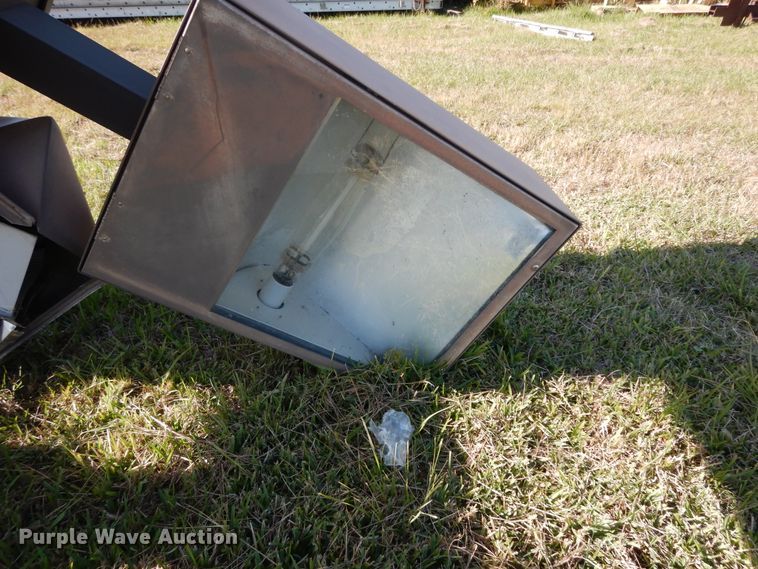 image for item DJ6697 (3) light poles