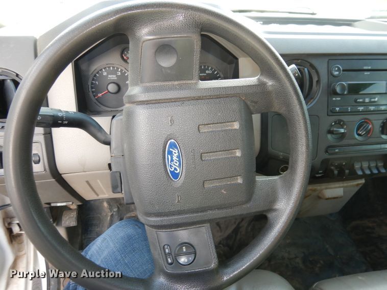 image for item DJ6916 2008 Ford F550 Super Duty XL  Crew Cab flatbed truck