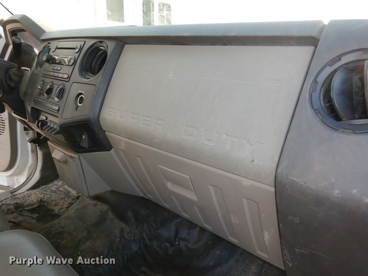 image for item DJ6916 2008 Ford F550 Super Duty XL  Crew Cab flatbed truck