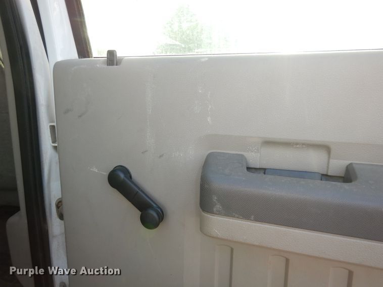 image for item DJ6916 2008 Ford F550 Super Duty XL  Crew Cab flatbed truck