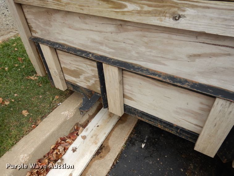 image for item DJ6921 2016 shop built utility trailer