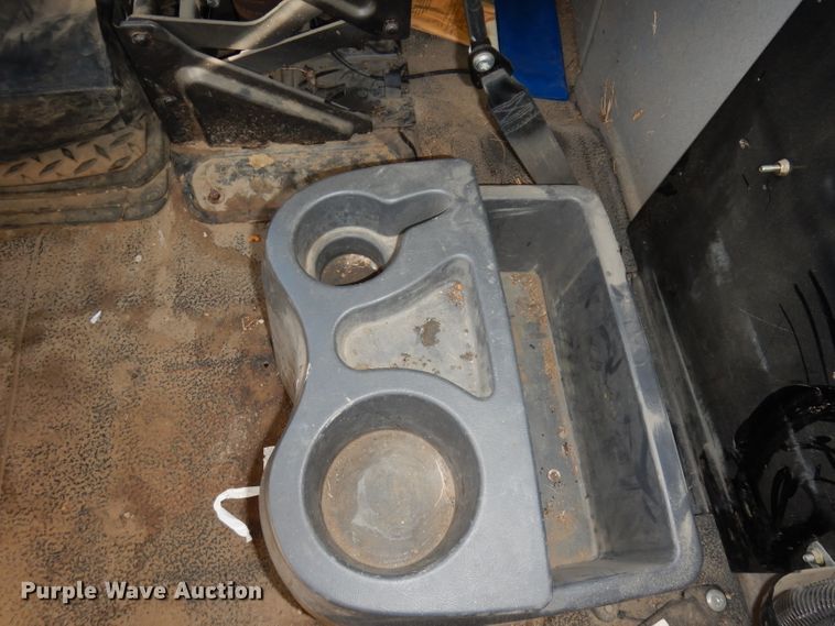 image for item DJ6922 2015 International 4400SBA  bucket truck