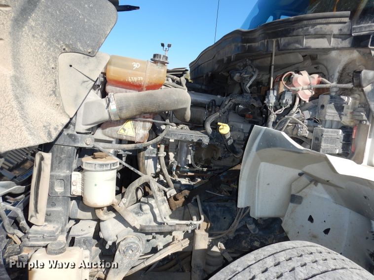 image for item DJ6922 2015 International 4400SBA  bucket truck