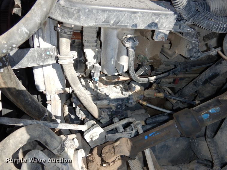 image for item DJ6922 2015 International 4400SBA  bucket truck