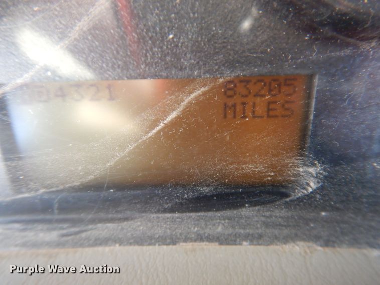 image for item DJ6947 2015 International DuraStar 4400  digger derrick truck